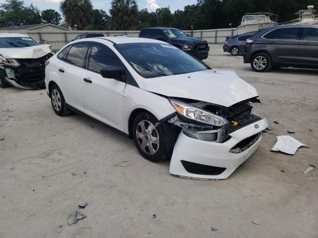 FORD FOCUS S 2016 with VIN 1FADP3E20GL256596 - Photo from auction