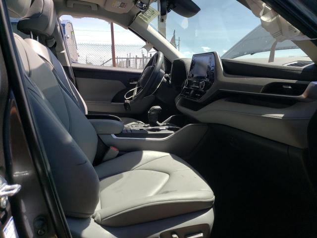Photo 5 from auction – 2022 TOYOTA HIGHLANDER with VIN 5TDGZRBH5NS212019