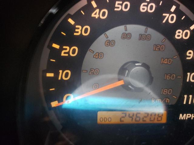 Photo 8 from auction – 2005 TOYOTA 4RUNNER SR with VIN JTEBU14R258036921