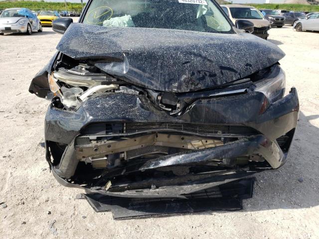 Photo 9 from auction – 2017 TOYOTA RAV4 LE with VIN 2T3ZFREV8HW366875