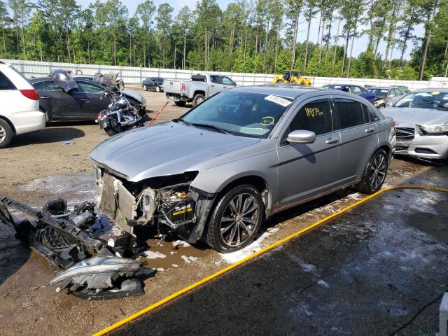 Photo 2 from auction – 2013 CHRYSLER 200 TOURIN with VIN 1C3CCBBBXDN553024