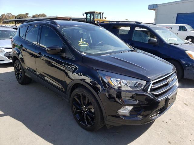 FORD ESCAPE SE 2019 with VIN 1FMCU9GDXKUC56099 - Photo from auction