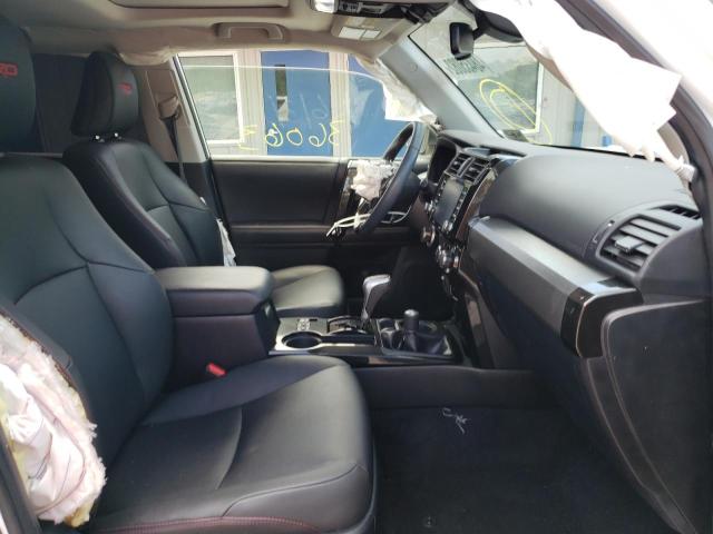 Photo 5 from auction – 2020 TOYOTA 4RUNNER SR with VIN JTEBU5JR5L5750701