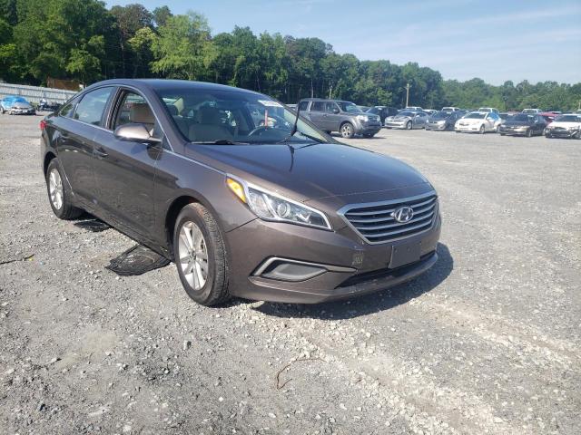 HYUNDAI SONATA SE 2016 with VIN 5NPE24AF8GH320769 - Photo from auction