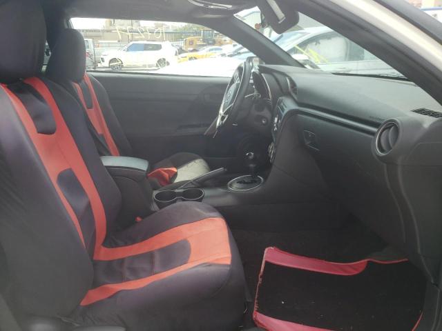 Photo 5 from auction – 2011 TOYOTA SCION TC with VIN JTKJF5C77B3013363