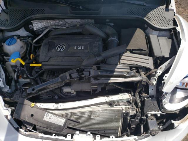 Photo 7 from auction – 2017 VOLKSWAGEN BEETLE SE with VIN 3VWJ17AT0HM604253
