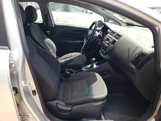 Foto 5 de la subasta – 2015 KIA RIO LX con VIN KNADM4A34F6504785