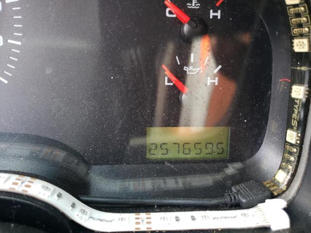 Photo 8 from auction – 2005 FORD F150 with VIN 1FTRX12W55NA14335