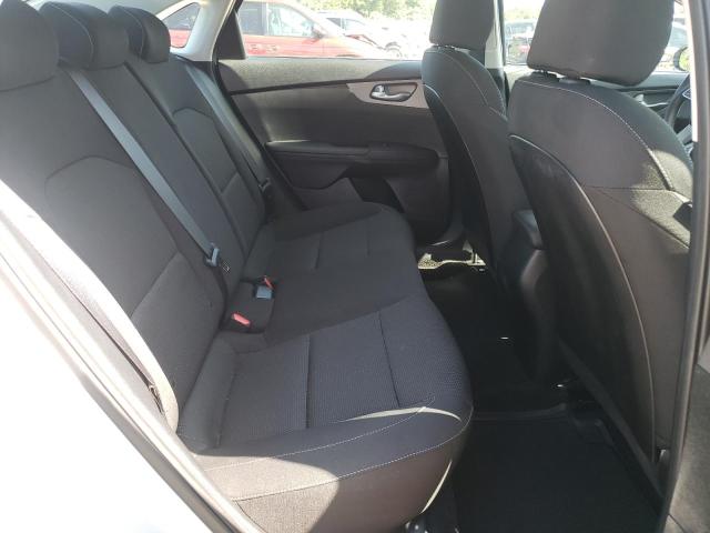 Photo 6 from auction – 2019 KIA FORTE FE with VIN 3KPF24AD2KE059817
