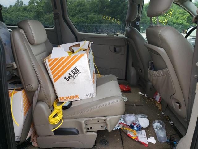 Photo 6 from auction – 2005 CHRYSLER TOWN & COU with VIN 2C4GP54L75R355871