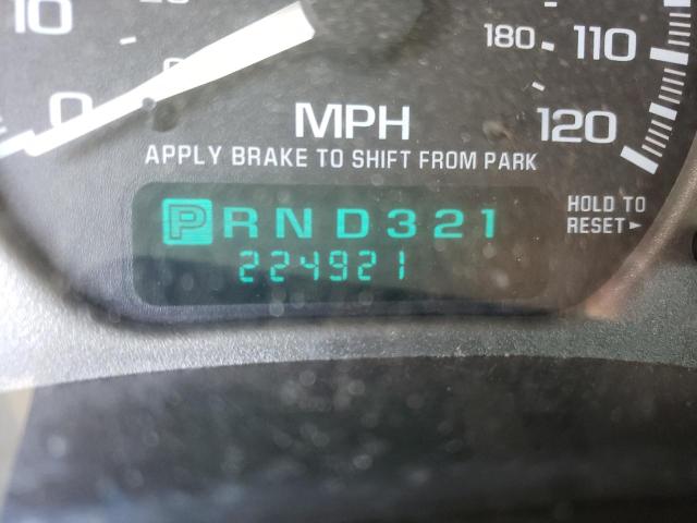 Photo 8 from auction – 2002 GMC DENALI XL with VIN 1GKFK66U72J129064