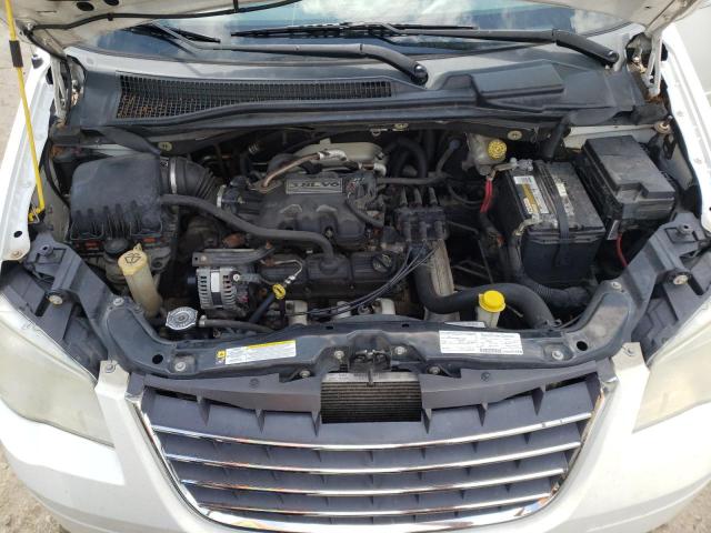 Photo 7 from auction – 2008 CHRYSLER TOWN & COU with VIN 2A8HR54P18R646445