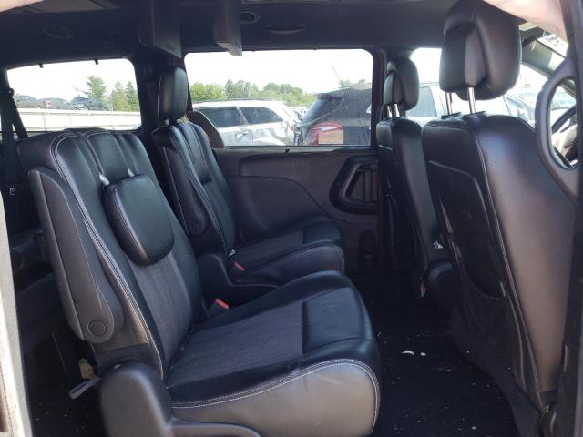 Photo 6 from auction – 2016 CHRYSLER TOWN & COU with VIN 2C4RC1HG8GR158429