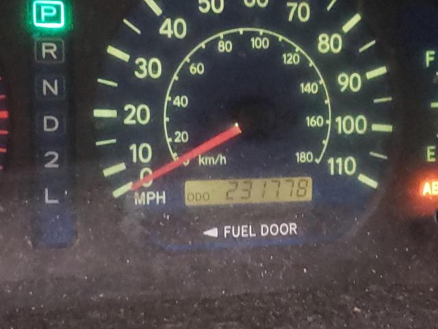 Photo 8 from auction – 2001 TOYOTA SIENNA LE with VIN 4T3ZF13C01U333538