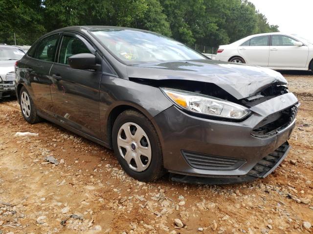 FORD FOCUS S 2015 with VIN 1FADP3E2XFL311683 - Photo from auction