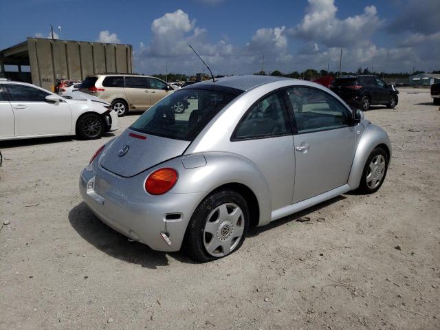 Photo 4 from auction – 2000 VOLKSWAGEN NEW BEETLE with VIN 3VWCD21CXYM415550