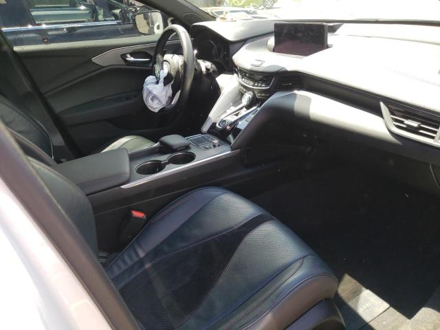Photo 5 from auction – 2021 ACURA TLX TECH A with VIN 19UUB5F55MA010780