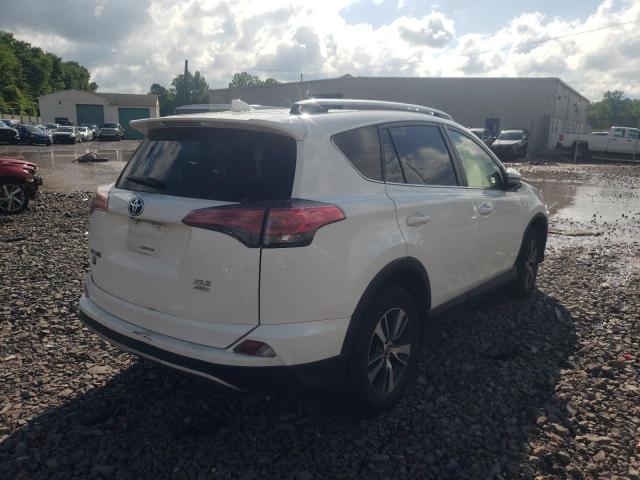 Photo 4 from auction – 2018 TOYOTA RAV4 ADVEN with VIN JTMRFREV9JD255030
