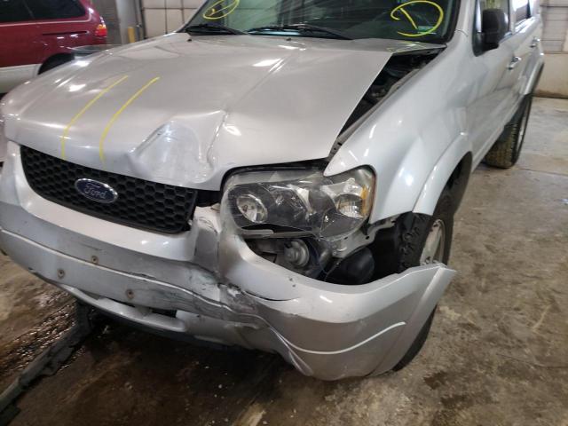 Photo 9 from auction – 2005 FORD ESCAPE LIM with VIN 1FMCU04135KB15851