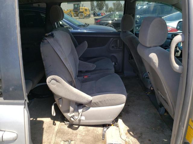 Photo 6 from auction – 2005 TOYOTA SIENNA CE with VIN 5TDZA23C65S276922