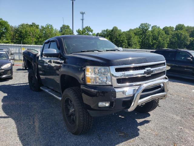 CHEVROLET SILVERADO 2011 with VIN 1GCRKSE30BZ110738 - Photo from auction