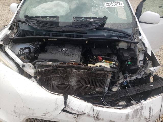 Photo 7 from auction – 2011 TOYOTA SIENNA LE with VIN 5TDKK3DC6BS103674