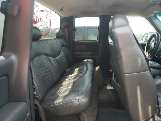 Photo 6 from auction – 2000 CHEVROLET SILVERADO with VIN 2GCEC19V3Y1129142