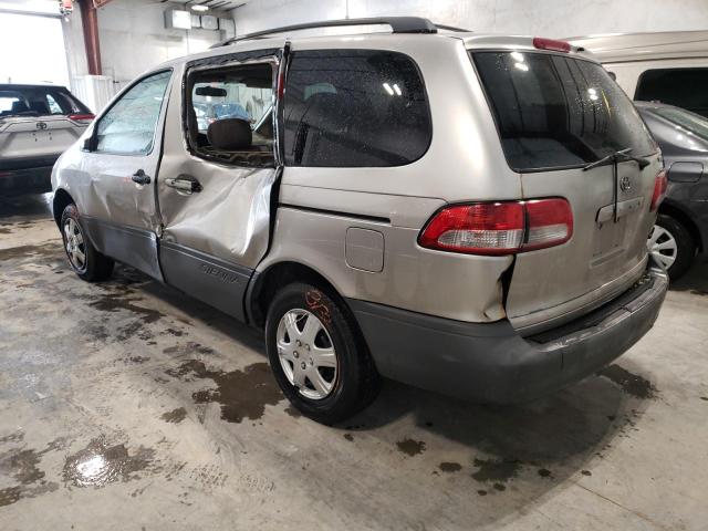 Photo 3 from auction – 2001 TOYOTA SIENNA LE with VIN 4T3ZF13C01U333538