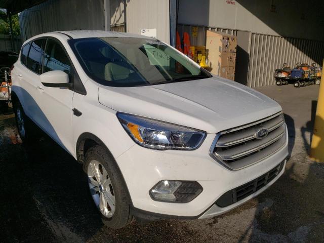 Photo 1 from auction – 2019 FORD ESCAPE SE with VIN 1FMCU0GD8KUB82211