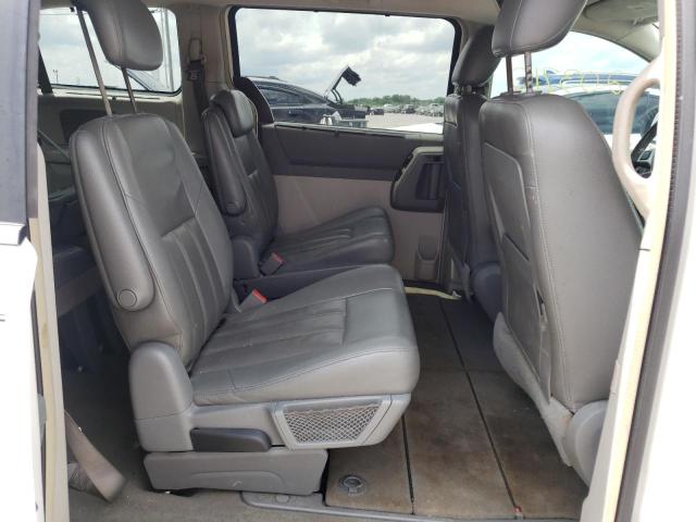 Photo 6 from auction – 2008 CHRYSLER TOWN & COU with VIN 2A8HR54P18R646445
