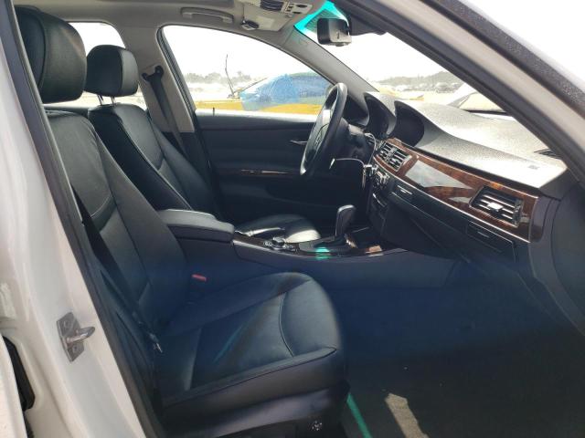 Photo 5 from auction – 2011 BMW 328 I with VIN WBAPH7G54BNN07875