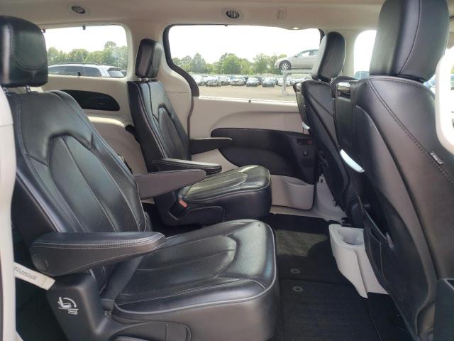 Photo 6 from auction – 2018 CHRYSLER PACIFICA L with VIN 2C4RC1GG8JR357750