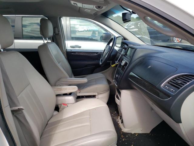 Photo 5 from auction – 2013 CHRYSLER TOWN & COU with VIN 2C4RC1BG3DR556118