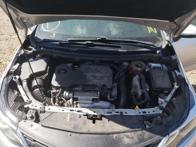 Photo 7 from auction – 2017 CHEVROLET CRUZE LT with VIN 3G1BE6SM6HS586469