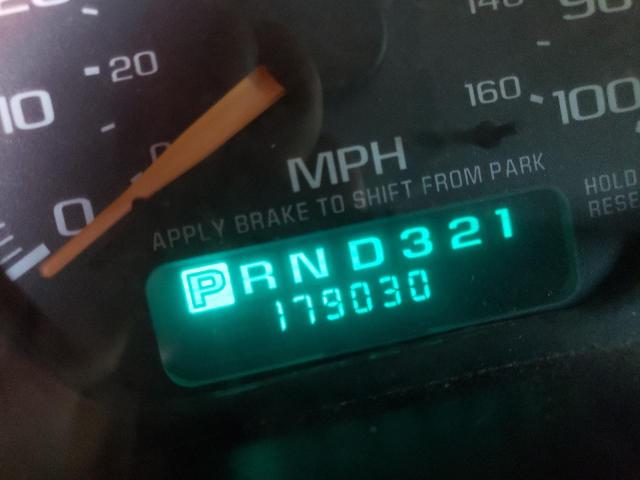 Photo 8 from auction – 2002 CHEVROLET SILVERADO with VIN 2GCEC19T621144742