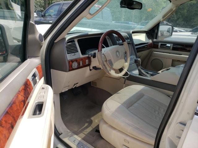 Photo 9 from auction – 2004 LINCOLN NAVIGATOR with VIN 5LMFU27R54LJ43814
