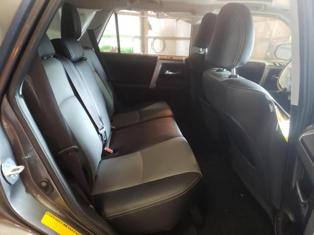 Photo 6 from auction – 2019 TOYOTA 4RUNNER SR with VIN JTEBU5JR3K5706484