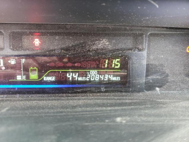 Photo 8 from auction – 2015 TOYOTA PRIUS V with VIN JTDZN3EU0FJ027174