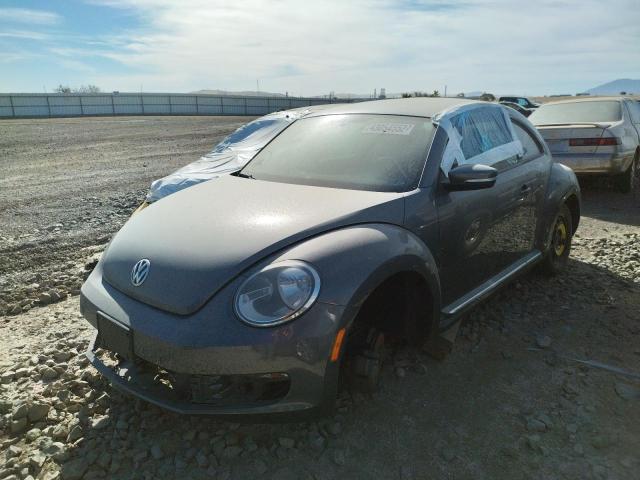 Photo 2 from auction – 2013 VOLKSWAGEN BEETLE with VIN 3VWJP7AT5DM672265