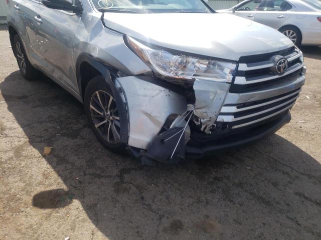 Zdjęcie 9 z aukcji – 2017 TOYOTA HIGHLANDER z VIN 5TDJZRFH7HS386369