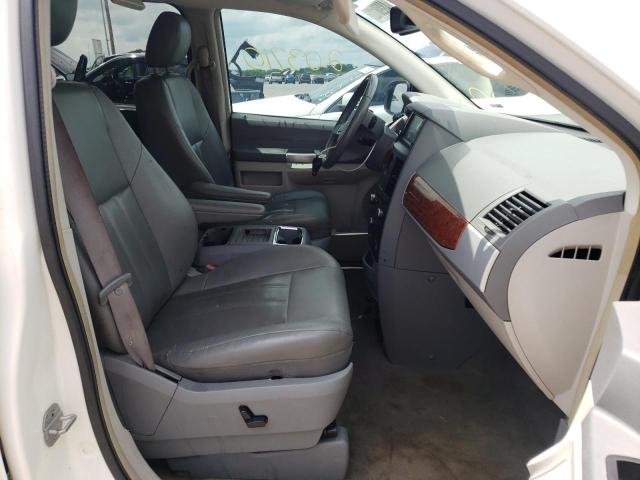Photo 5 from auction – 2008 CHRYSLER TOWN & COU with VIN 2A8HR54P18R646445
