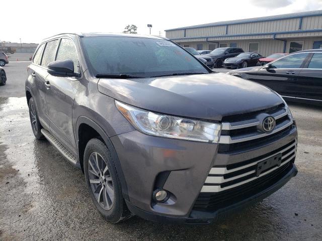 Photo 1 from auction – 2019 TOYOTA HIGHLANDER with VIN 5TDKZRFH1KS355016