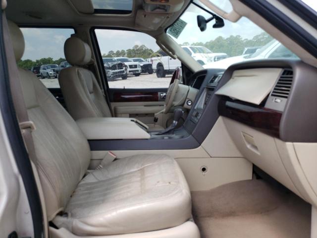 Photo 5 from auction – 2004 LINCOLN NAVIGATOR with VIN 5LMFU27R54LJ43814