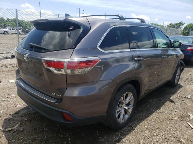 Photo 4 from auction – 2015 TOYOTA HIGHLANDER with VIN 5TDBKRFH8FS186686