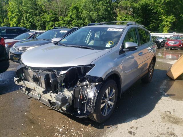 Photo 2 from auction – 2017 TOYOTA RAV4 XLE with VIN 2T3RFREV2HW643214