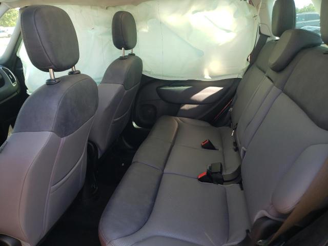 Photo 6 from auction – 2015 FIAT 500L LOUNG with VIN ZFBCFACH8FZ033676