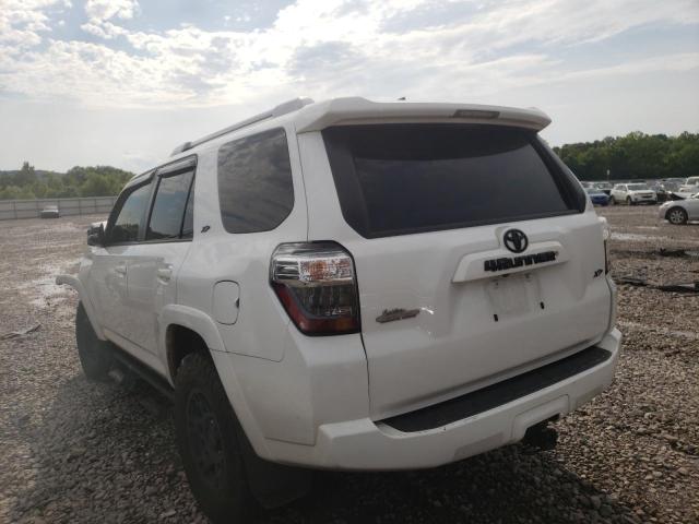 Photo 3 from auction – 2018 TOYOTA 4RUNNER SR with VIN JTEBU5JR0J5497302
