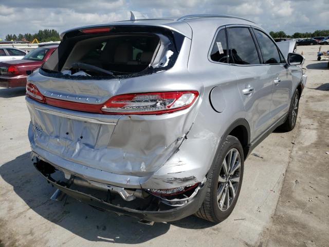 Photo 4 from auction – 2019 LINCOLN MKC RESERV with VIN 5LMCJ3C90KUL48083