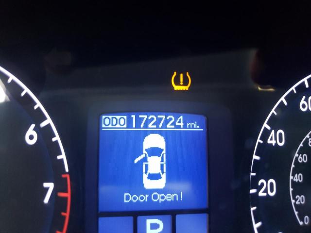 Photo 8 from auction – 2013 HYUNDAI GENESIS 3. with VIN KMHGC4DD4DU215420