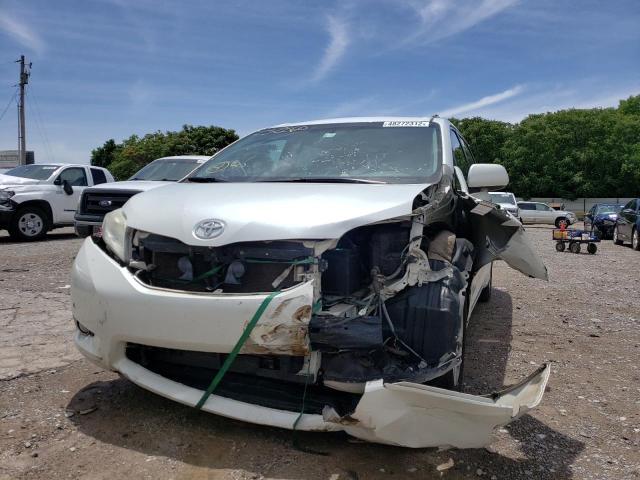 Photo 9 from auction – 2012 TOYOTA SIENNA XLE with VIN 5TDYK3DC7CS232860
